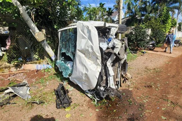 Nhậu trên đường sắt Bắc - Nam, nam thanh niên bị tàu hỏa tông chết-2