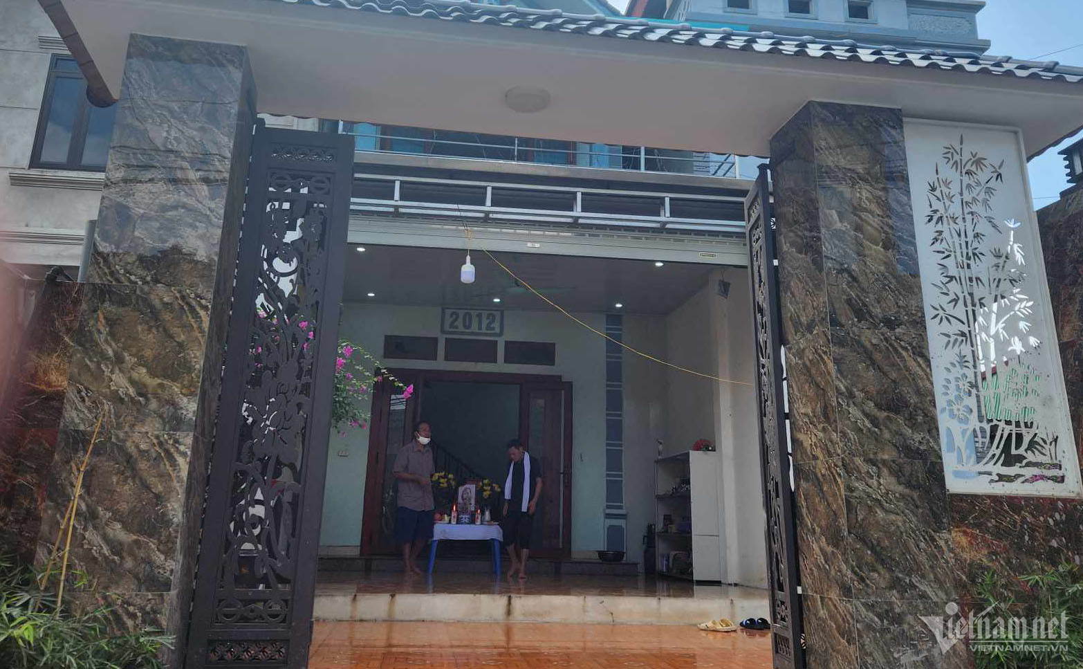 Hàng xóm chia sẻ thông tin về nghi phạm giết vợ giấu xác trong bao tải-1