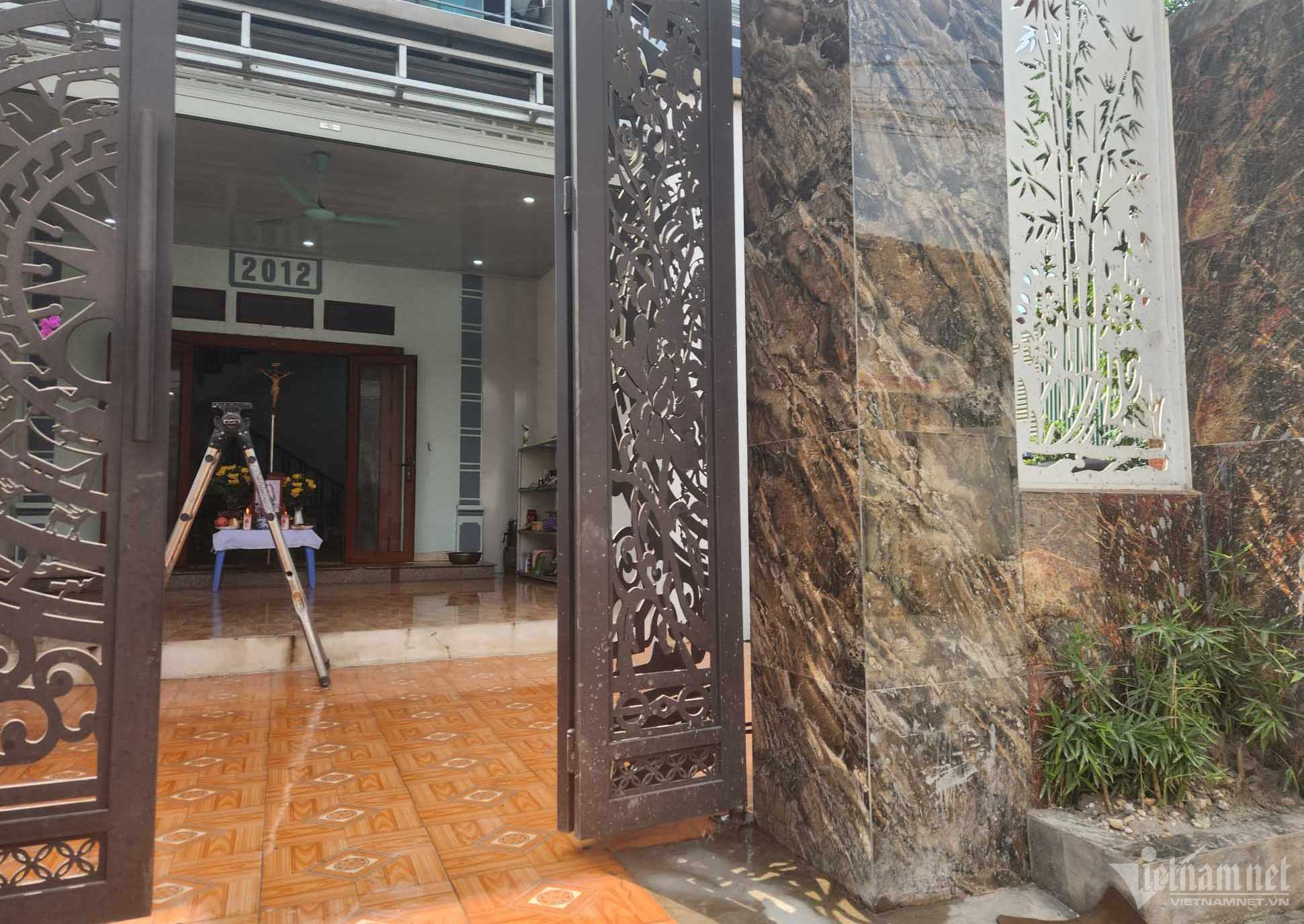 Hàng xóm chia sẻ thông tin về nghi phạm giết vợ giấu xác trong bao tải-4