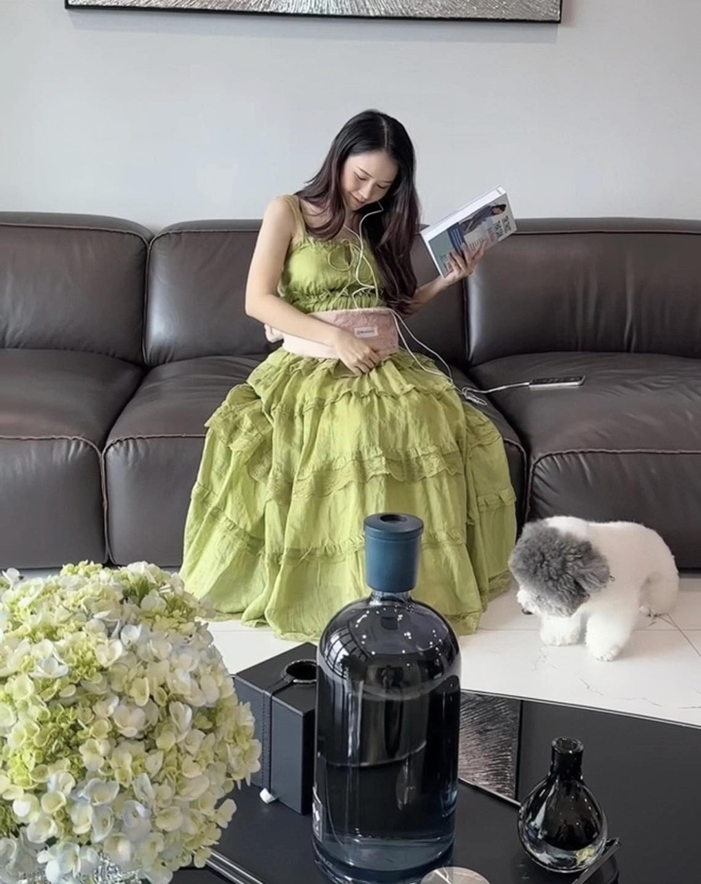 Sam tiết lộ có thai nhờ thụ tinh ống nghiệm, hiếm hoi khoe ảnh bên chồng-4