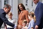 Vương phi Kate nhắc nhở bà Camilla về thứ bậc hoàng gia-2