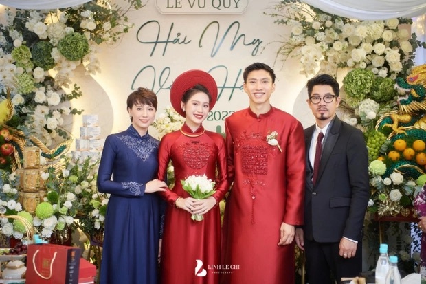 Mẹ Doãn Hải My gây sốt với phong cách cực sang tại đám cưới, sắc vóc ngoài đời không thua gì con gái-1