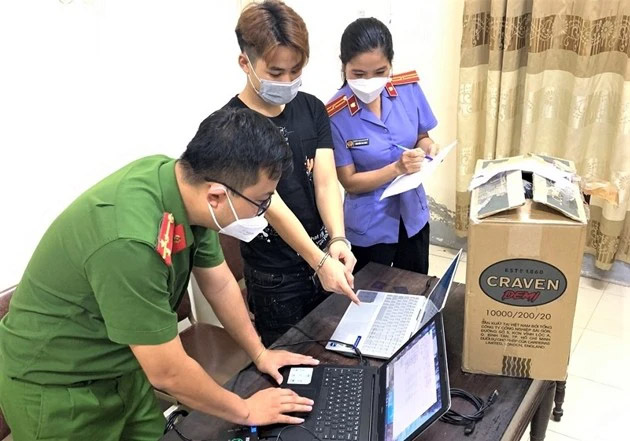 Bị lừa 900 triệu đồng sau thông báo sim điện thoại bị khóa 2 chiều-1