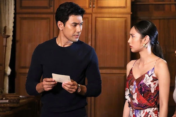 Từ một ánh mắt lạ, vợ phát hiện ngay chồng ngoại tình, cách xử lý khiến anh ta run rẩy-1