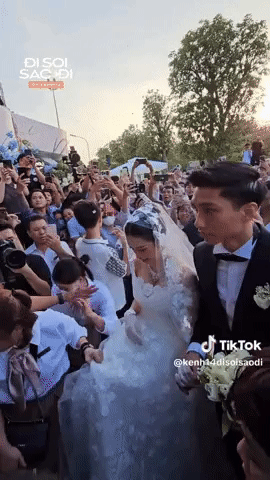 Chỉ một hành động của cô dâu Doãn Hải My khi bước về nhà chồng, dân mạng tin chắc nàng đang có tin vui-1