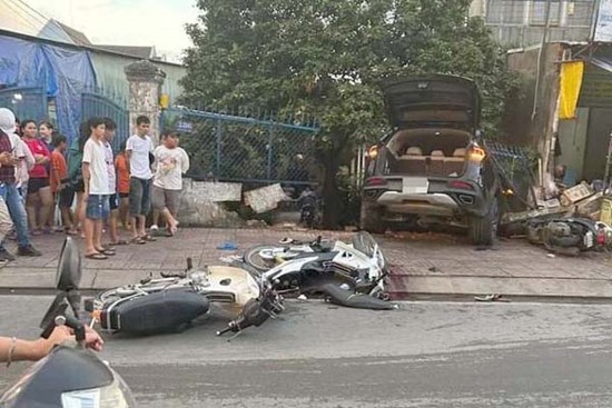 Nguyên nhân ban đầu vụ ô tô gây tai nạn liên hoàn làm 3 người thương vong