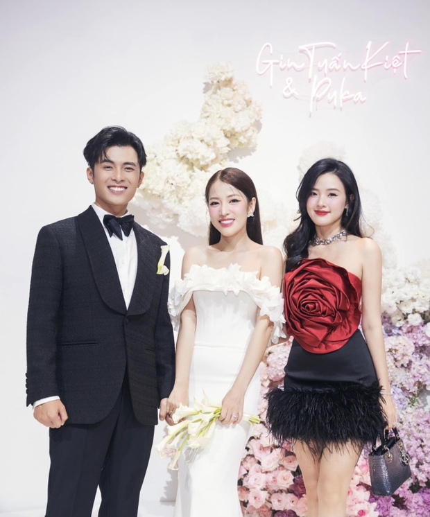 Midu bí mật lên xe hoa vào sáng nay?-4