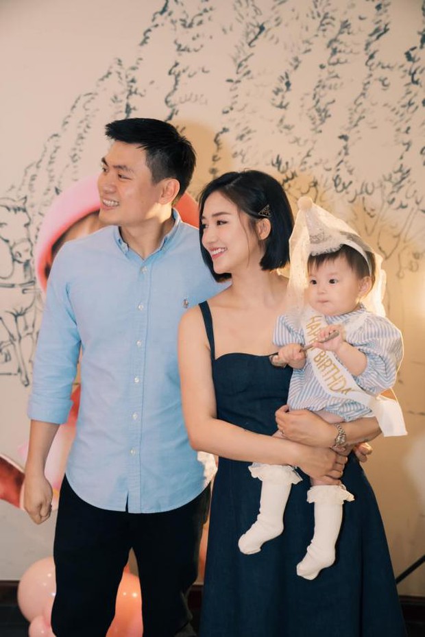 Hoa hậu Vbiz nhập hội fan cuồng idol bé Pam, khoảnh khắc chung khung hình gây sốt MXH-6
