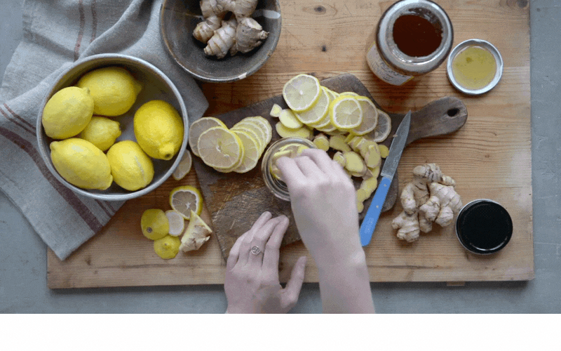 Mật ong thêm 2 nguyên liệu này mới phát huy hết tác dụng trị ho, chữa lành tổn thương khi bị viêm rát họng-4