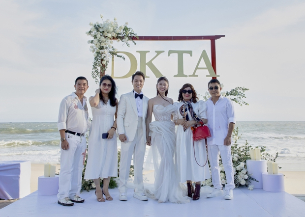 Đăng Khôi - Thủy Anh cưới lần nữa: Nhan sắc cô dâu gây chú ý, Quốc Cơ - Cường Seven và dàn sao đổ bộ-4