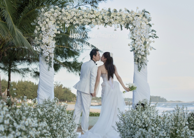 Đăng Khôi - Thủy Anh cưới lần nữa: Nhan sắc cô dâu gây chú ý, Quốc Cơ - Cường Seven và dàn sao đổ bộ-2