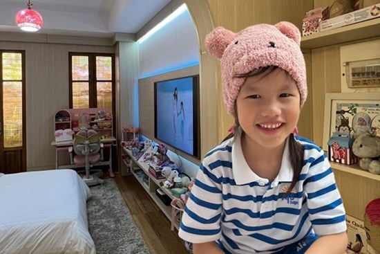 Sao Việt chiều con như thế nào? Nhìn phòng 'ái nữ' nhà đại gia Đức An và Cường Đô la mà choáng ngợp
