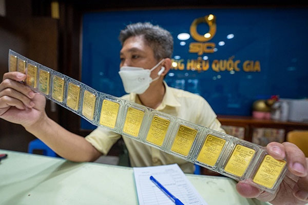 Giá vàng hôm nay 14/11/2023 tăng cao, vàng SJC đắt thêm 200 nghìn/lượng-1