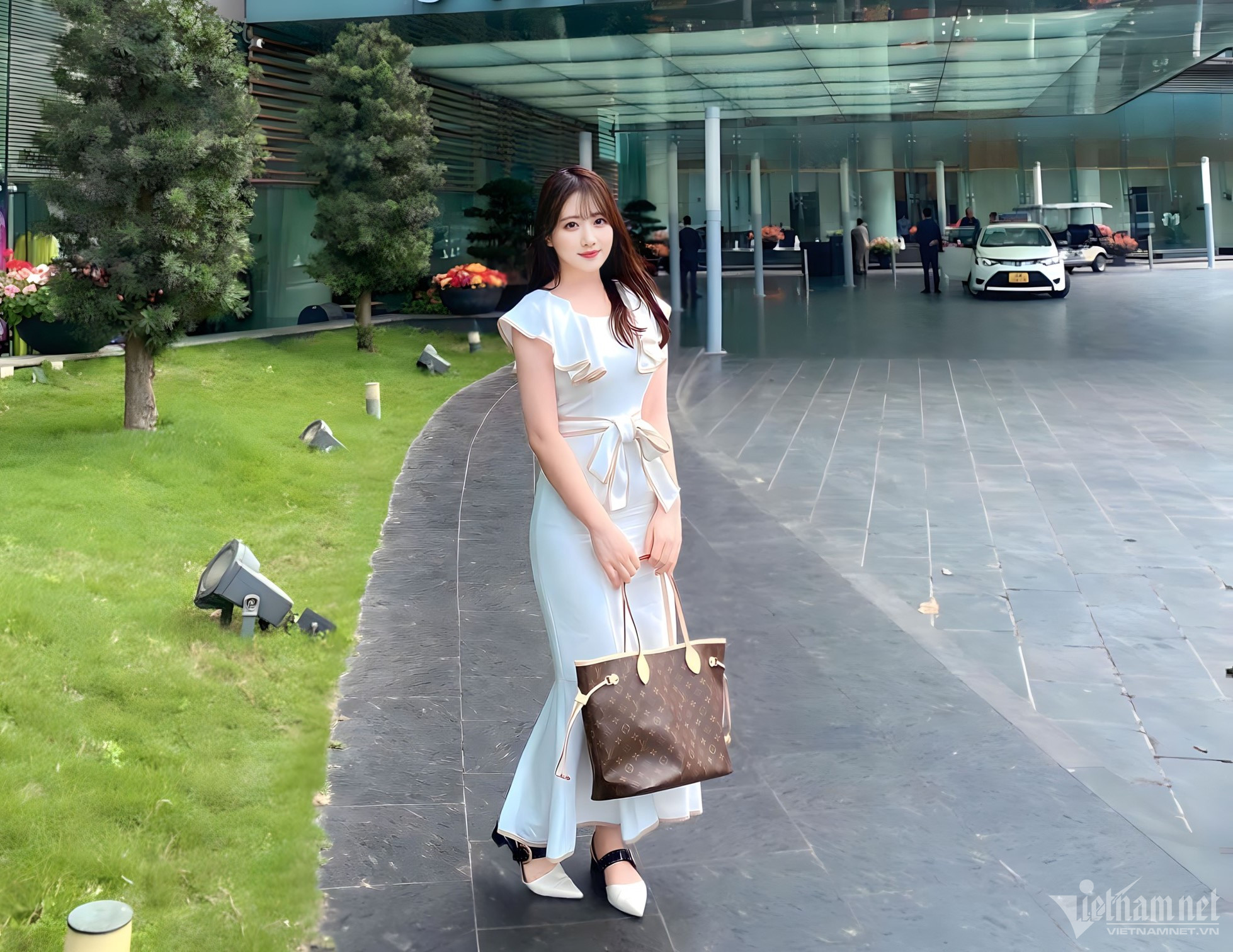 Nữ giảng viên Hà Nội xinh đẹp, gây sốt giảng đường-8