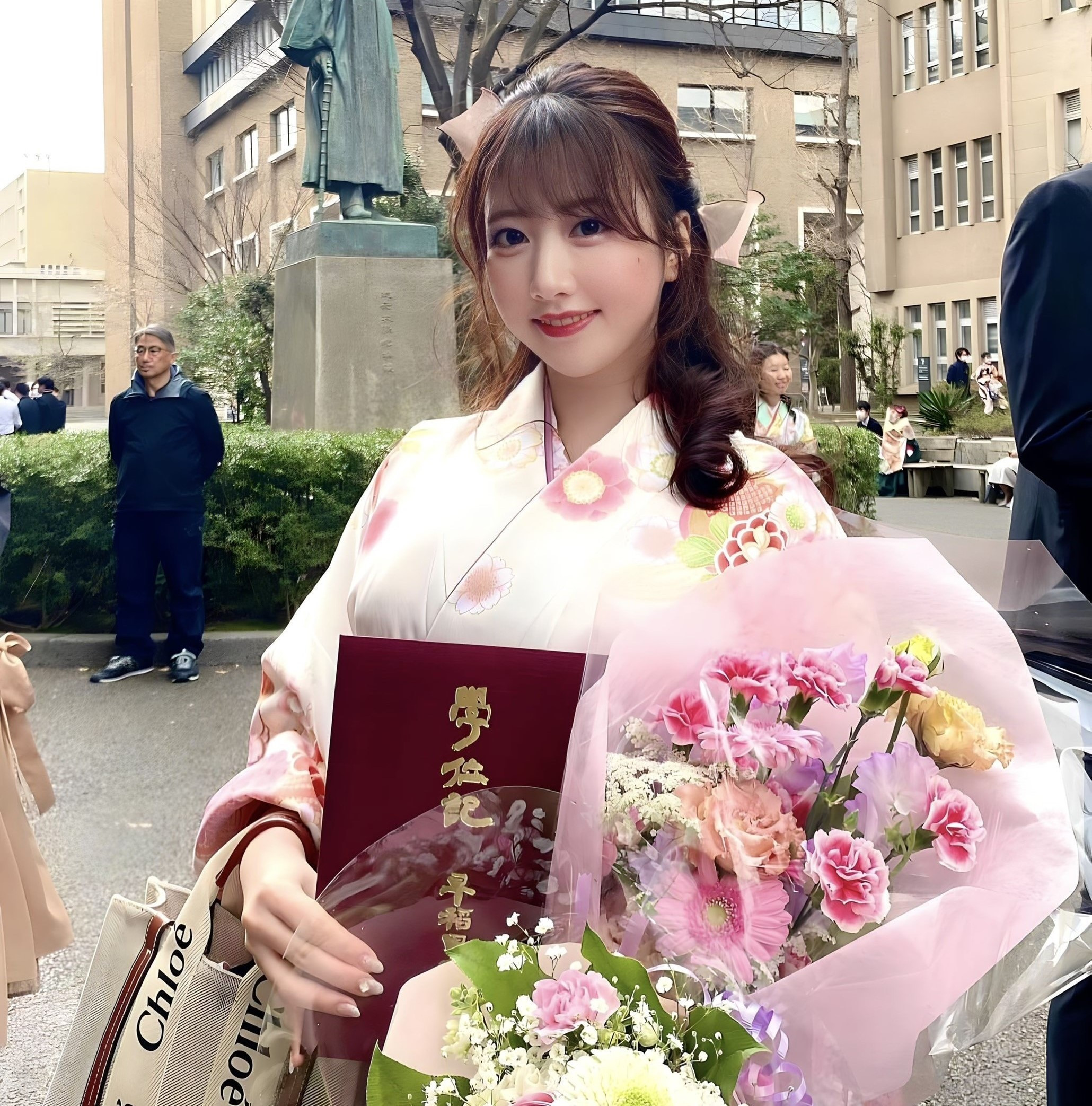 Nữ giảng viên Hà Nội xinh đẹp, gây sốt giảng đường-6