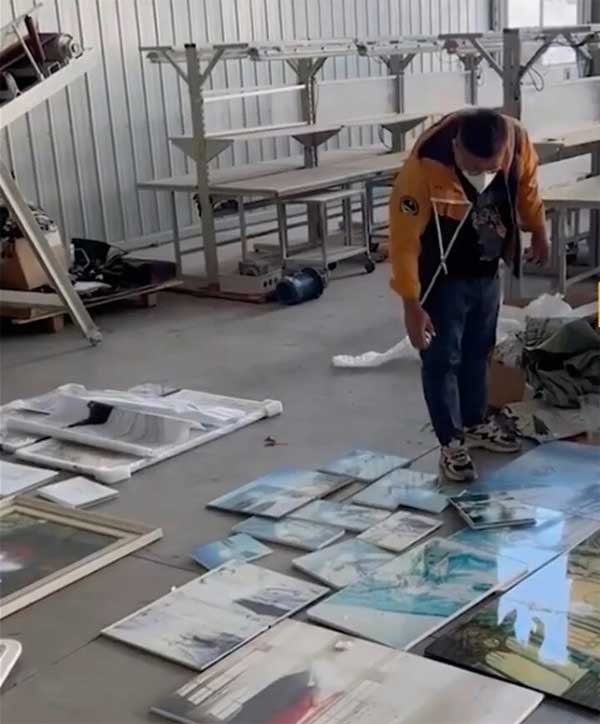 Sốt xình xịch dịch vụ cắt nhỏ ảnh cưới cho các cặp đã ly hôn-1