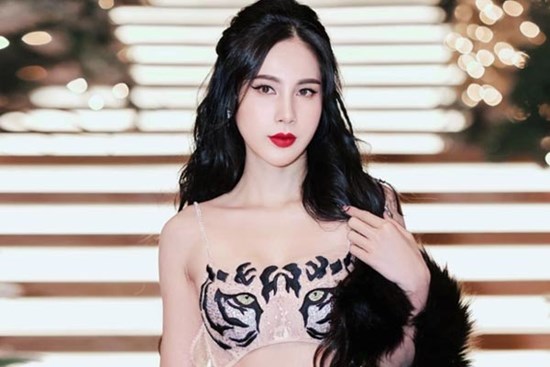 Rộ tin Thuỷ Tiên bị huỷ show phút chót vì khán giả phản đối sau loạt ồn ào, phía nữ ca sĩ lên tiếng