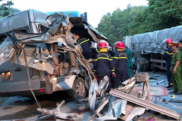 Phá ổ nhóm dùng hàng nghìn tài khoản Zalo, Facebook giả mạo ngân hàng để lừa đảo-2