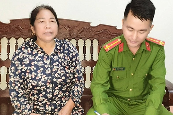 Phó chủ tịch xã nhận 8 triệu đồng của người dân để làm giấy khai sinh cho trẻ-2