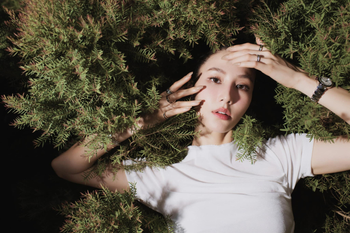 Chuyện tình 8 năm của Diễm My 9x: Từng chia tay nhau vì yêu xa, dọn về sống chung với bố mẹ chồng tương lai dù chưa làm đám cưới-5