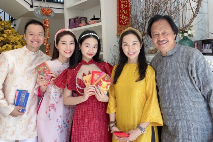 Chuyện tình 8 năm của Diễm My 9x: Từng chia tay nhau vì yêu xa, dọn về sống chung với bố mẹ chồng tương lai dù chưa làm đám cưới-4