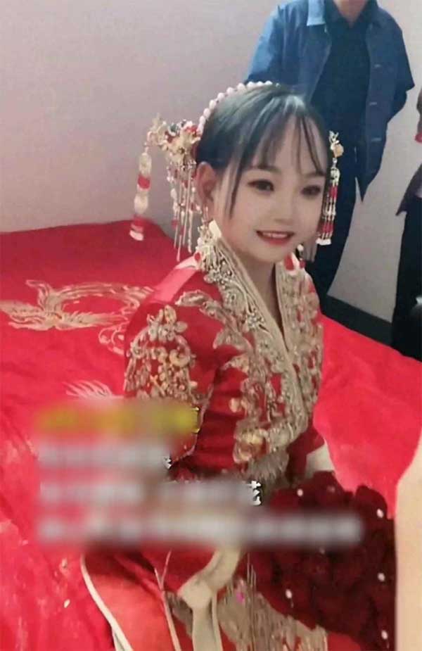 Cô dâu mang gương mặt non choẹt với nghi vấn tảo hôn và sự thật bất ngờ-1
