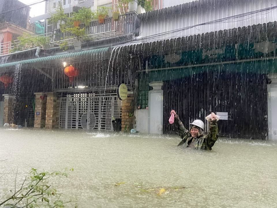 Mưa lũ khó lường, TT-Huế cho học sinh nghỉ học, dừng tất cả các hoạt động sự kiện-2