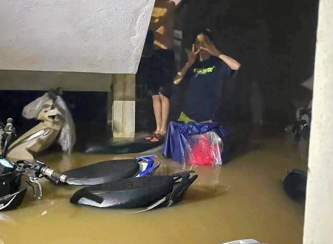 Mưa lũ khó lường, TT-Huế cho học sinh nghỉ học, dừng tất cả các hoạt động sự kiện-3