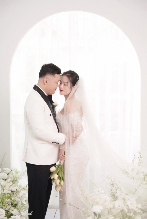 Hotgirl U19 nữ Việt Nam bất ngờ giải nghệ lấy chồng-3