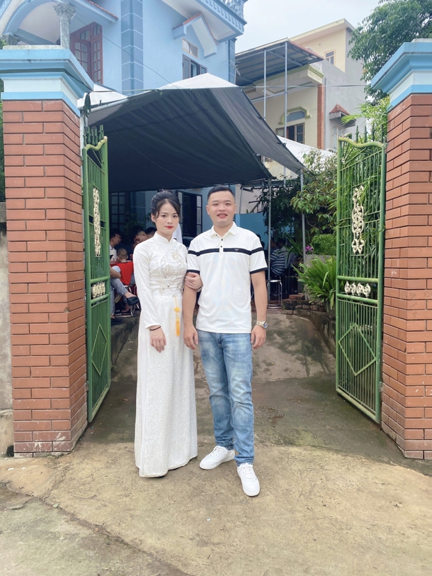 Hotgirl U19 nữ Việt Nam bất ngờ giải nghệ lấy chồng-4