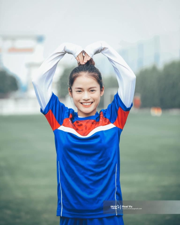 Hotgirl U19 nữ Việt Nam bất ngờ giải nghệ lấy chồng-7