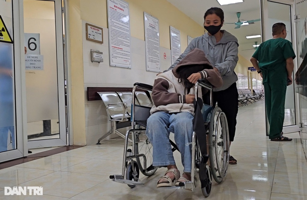 Nữ sinh lớp 6 bị đánh hội đồng: Nếu đi học lại, con có được bảo vệ không?-1