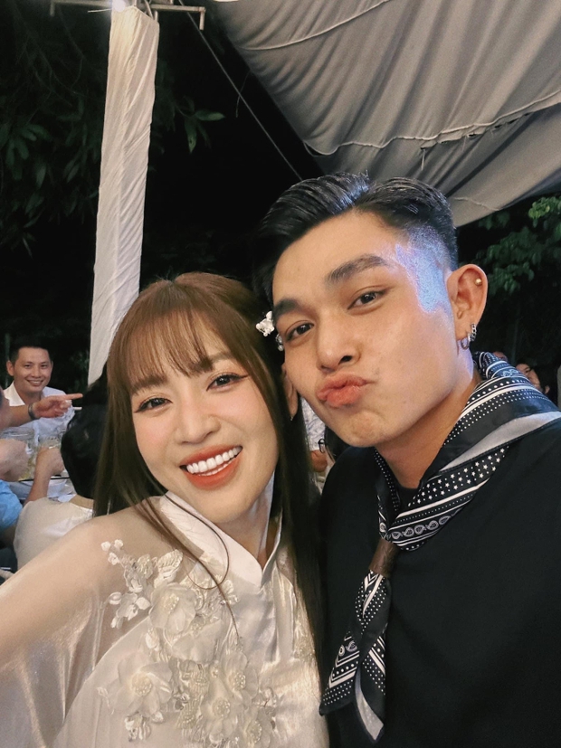 Puka diện áo dài xuất hiện tươi rói trong đám cưới ở Đồng Tháp, gây chú ý vì 1 món đồ chưa sao Vbiz nào dùng-9