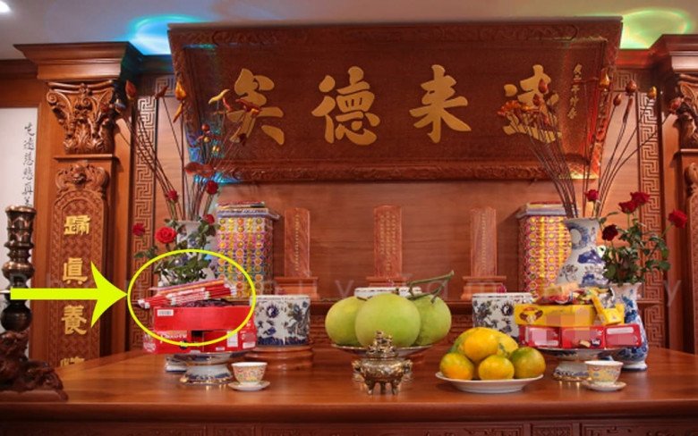 Tại sao không nên đặt tiền vàng mã trên bàn thờ? Đừng làm sai kẻo mất lộc-1
