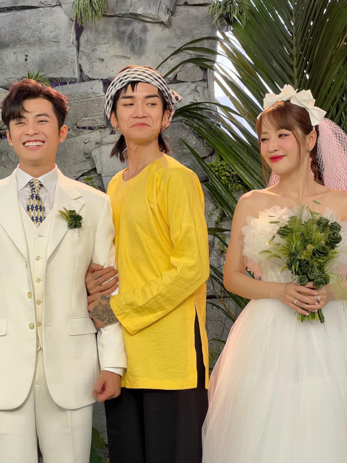 Sao Vbiz quậy bung nóc ở đám cưới Đồng Tháp của Puka: Hoà Minzy đứng bàn DJ, BB Trần - Hải Triều đã lên đồ bà ba!-4