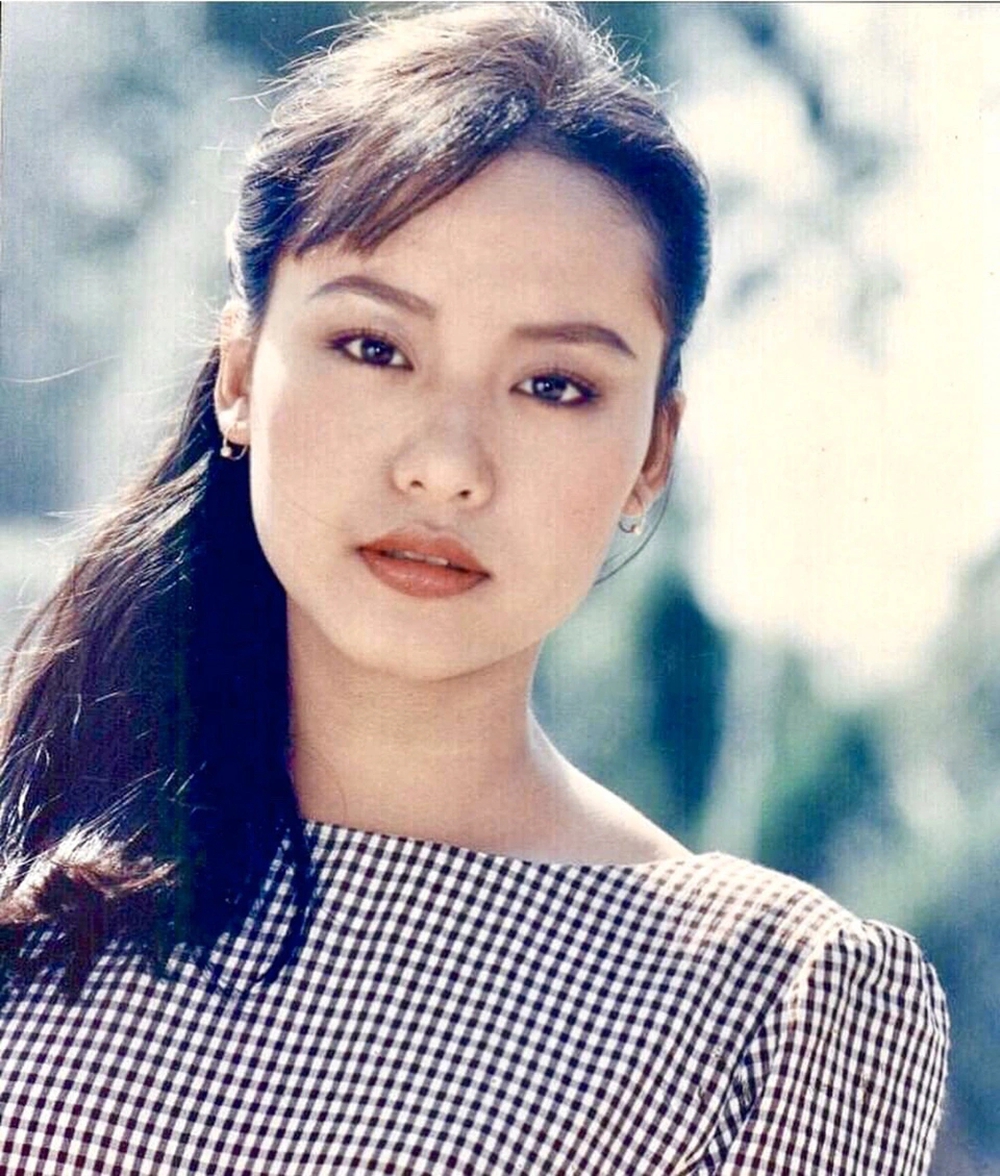Nữ diễn viên Việt kết hôn 14 năm không có con vẫn hạnh phúc, U50 sống bình yên, thích trồng cây, nuôi chó-2