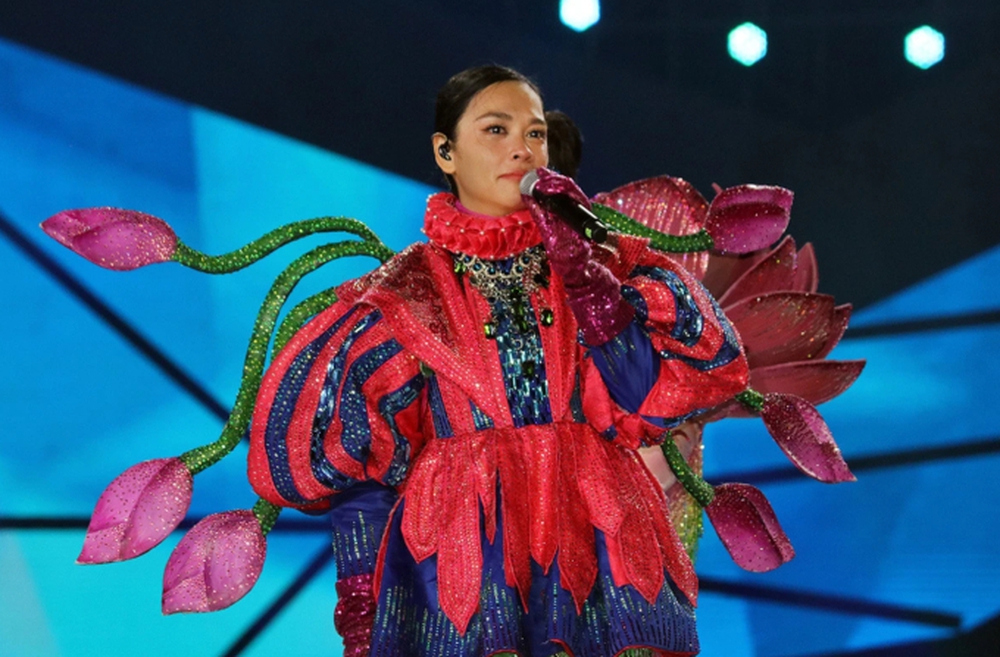 Quán quân O Sen - Ngọc Mai bị bão phẫn nộ khi trở lại Ca Sĩ Mặt Nạ mùa 2-3