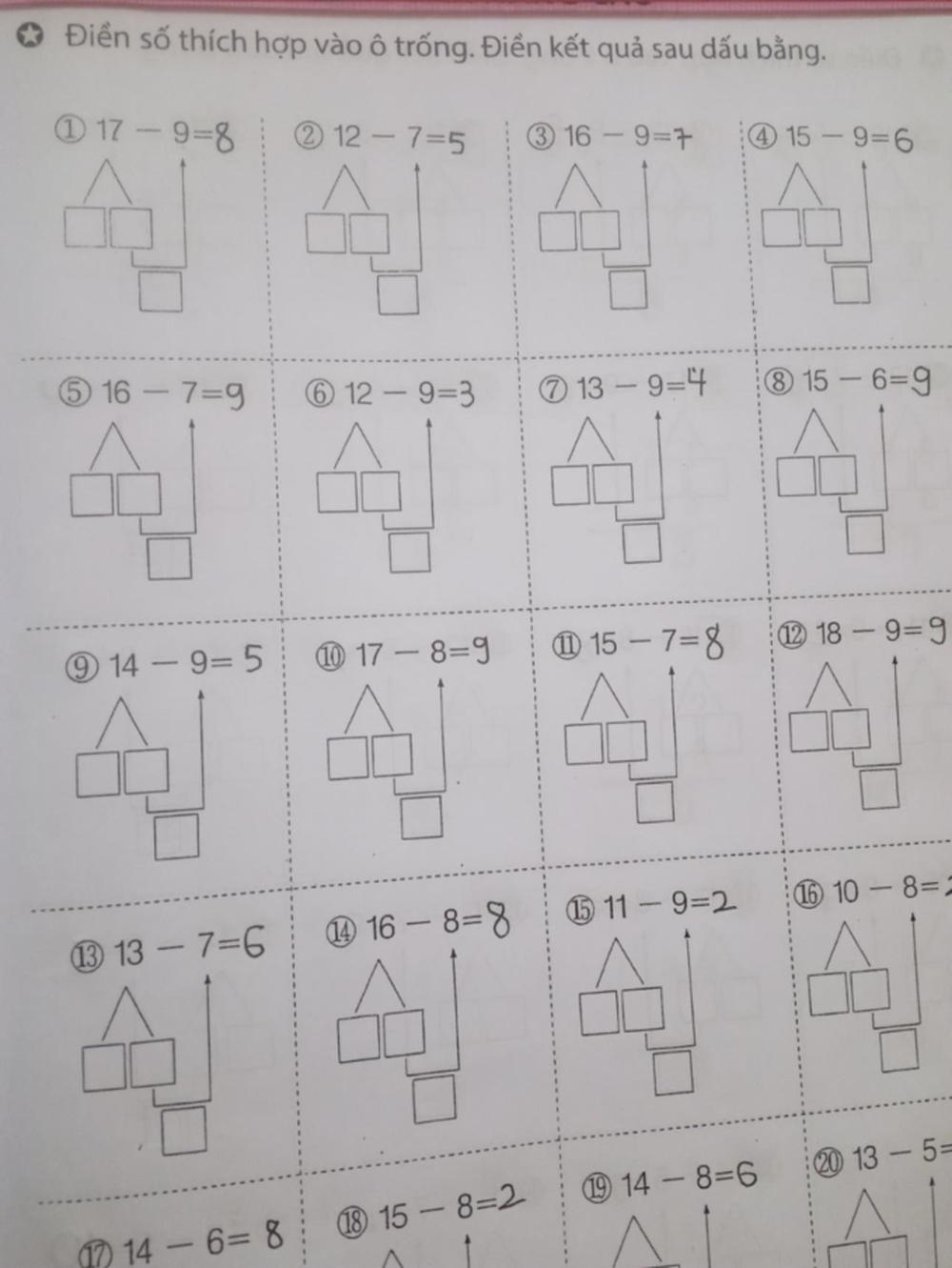 Cả nhà thức đêm giải bài toán cho con nhưng bó tay, lên mạng hỏi ai cũng sốc: Lớp 1 mà như lớp 10-2