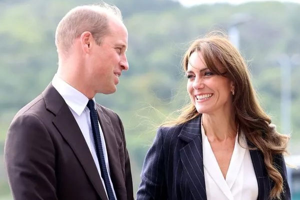 Gia đình William - Kate gây sốt khi công bố ảnh thiệp Giáng sinh đặc biệt chưa từng thấy, Charlotte gây ngỡ ngàng với thần thái ấn tượng-6