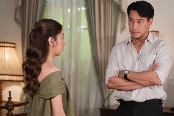 Tôi bàng hoàng khi phát hiện ra tấm ảnh đại gia đình của bạn trai -2