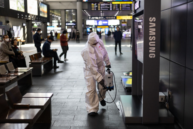 Rệp hút máu lan rộng và càn quét khắp châu Á: Xuất hiện khắp nơi gây ám ảnh, thuốc diệt bán nhiều gấp 172 lần vẫn không đủ-2