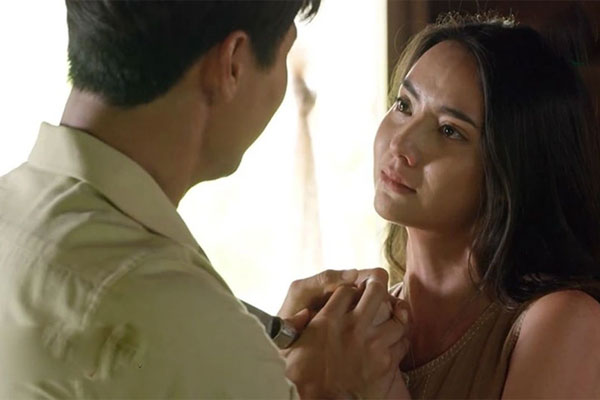 Đưa bà hàng xóm đến viện, tôi rơi vào bẫy vòi tiền của con trai bà-2