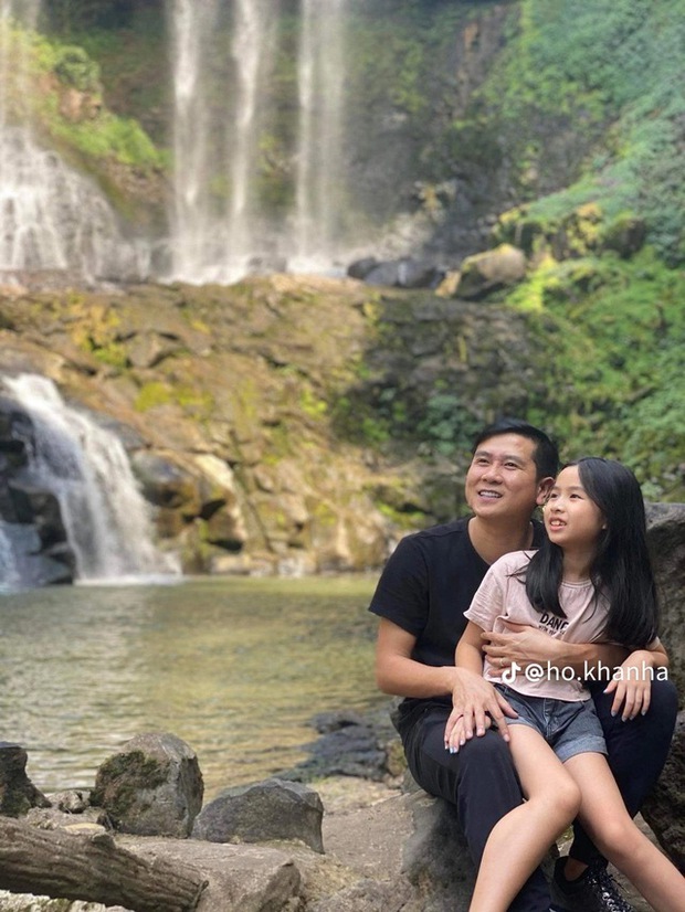 Con gái chia sẻ loạt tin nhắn với Hồ Hoài Anh, khẳng định 1 điều về bố-4