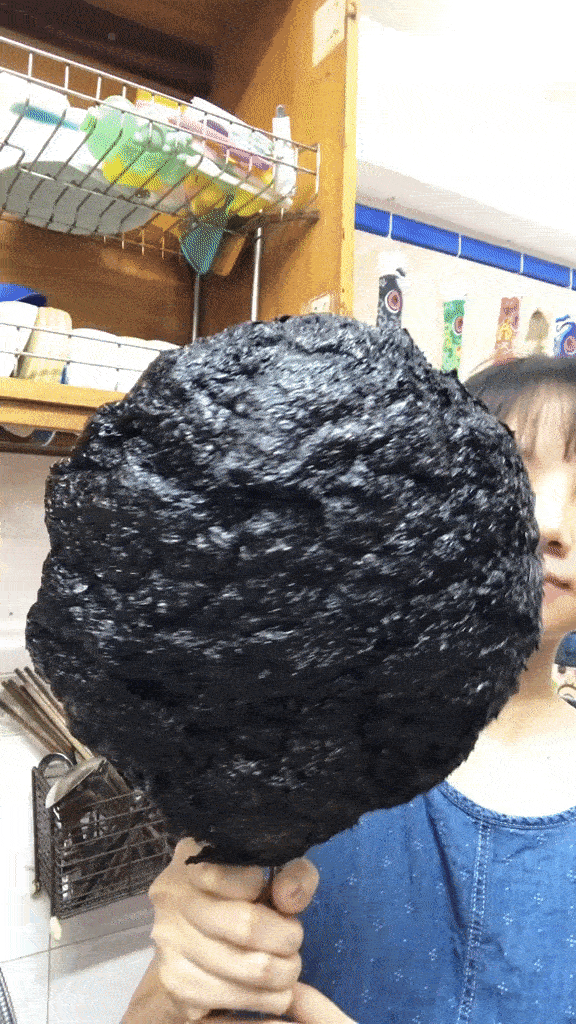 Đặt nồi trên bếp từ, cô gái tá hỏa khi thiết bị tự động bật rồi gây ra tình cảnh trớ trêu-1