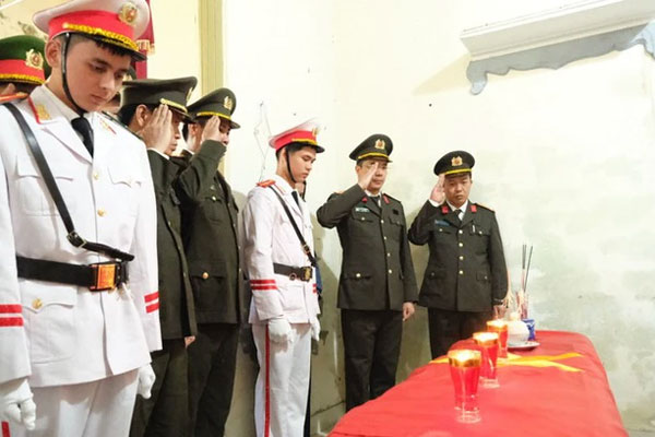 Gia cảnh chiến sĩ công an hy sinh khi vây bắt đối tượng ma túy-3