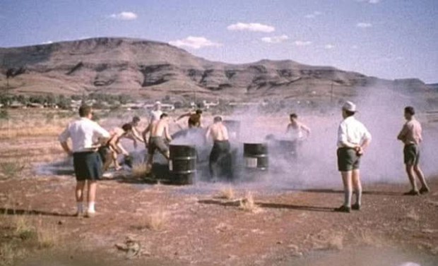 Bên trong thị trấn nguy hiểm nhất thế giới: Hoàn toàn bị xóa sổ khỏi bản đồ, chỉ cần thở cũng có thể chết người-2