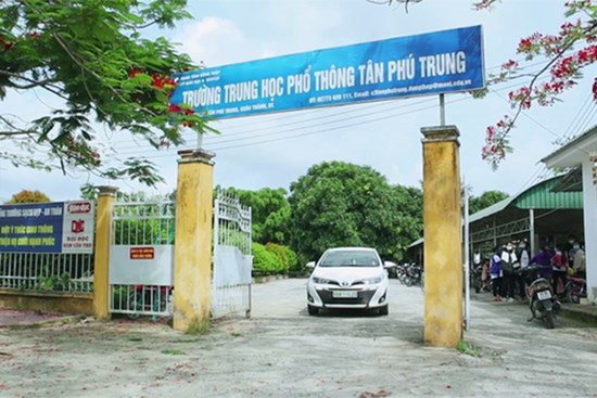 Phó hiệu trưởng ở Đồng Tháp tử vong trong tư thế treo cổ