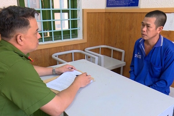 Nhậu say rồi giở trò đồi bại với bé gái 10 tuổi-2