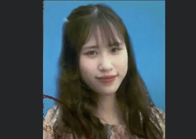 Cô gái trẻ nhốt gái dịch vụ tại cửa hàng quần áo-1