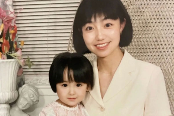 Phú bà Nhật Bản 21 năm không thay khăn tắm, thích ngắm số dư tài khoản-4